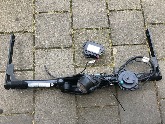 [TEST] VW Golf 7 elektrisch wegklapbare trekhaak met module 5G0803880